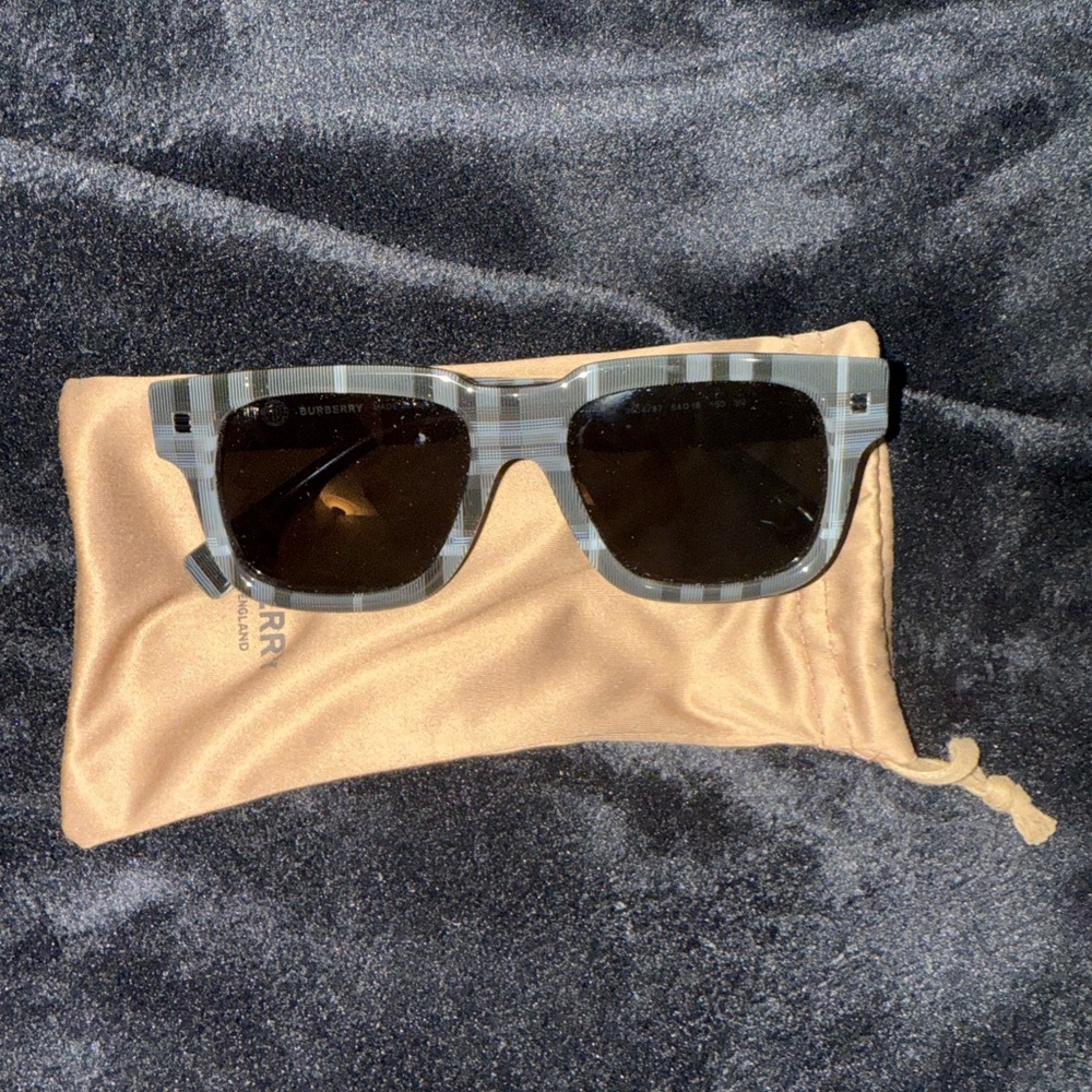 Brand new Burberry sunglasses